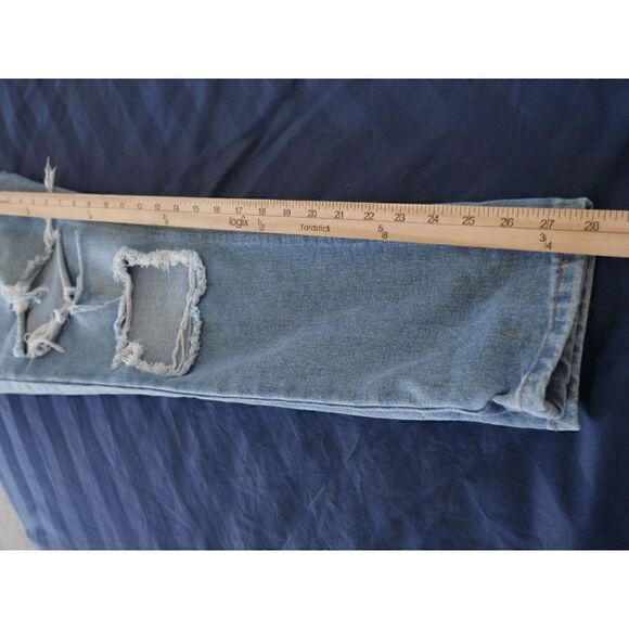 Boohoo Mid -Rise Skinny Ripped Jeans 4 #1700-B5 - Picture 6 of 6